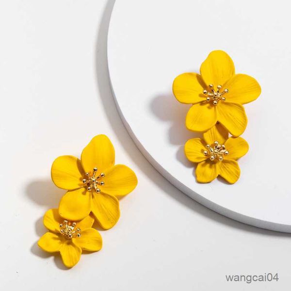 charm lost lady creative flower double earrings fashion ing trend temperament ladies earrings light luxury alloy jewelry wholesale r230719, Golden
charm lost lady creative flower double earrings fashion ing trend temperament ladies earrings light luxury alloy jewelry wholesale r230719, Golden
