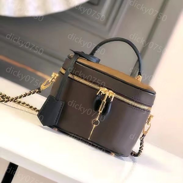designer sling bag luxury shoulder bag vanity bag handbags fashion toiletry pouch women crossbody satchel lady clutch trunk cosmetics bag ch
designer sling bag luxury shoulder bag vanity bag handbags fashion toiletry pouch women crossbody satchel lady clutch trunk cosmetics bag ch