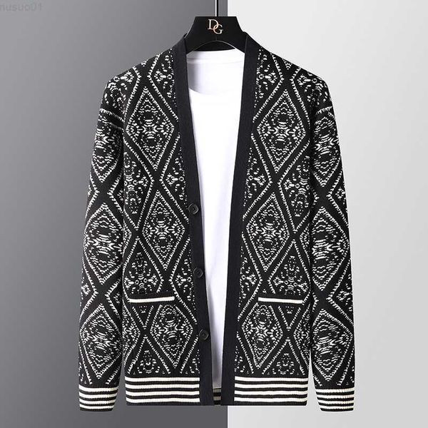 men's sweaters 2022 new fall winter high end hip hop printing men's cardigans sweater fashion wool cardigan men korean soft warm, White;black
men's sweaters 2022 new fall winter high end hip hop printing men's cardigans sweater fashion wool cardigan men korean soft warm, White;black