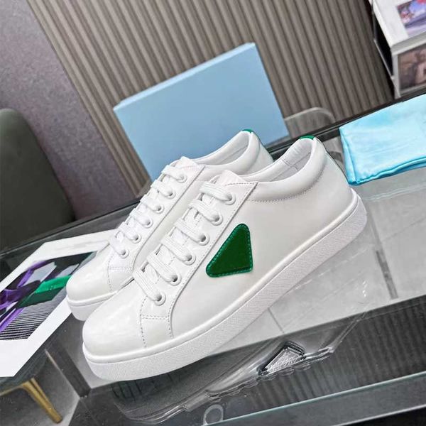 2023 men shoes leather sneakers classic platform shoe lace-up skate sneakers casual shoe eu35-45 with box no446, Black
2023 men shoes leather sneakers classic platform shoe lace-up skate sneakers casual shoe eu35-45 with box no446, Black
