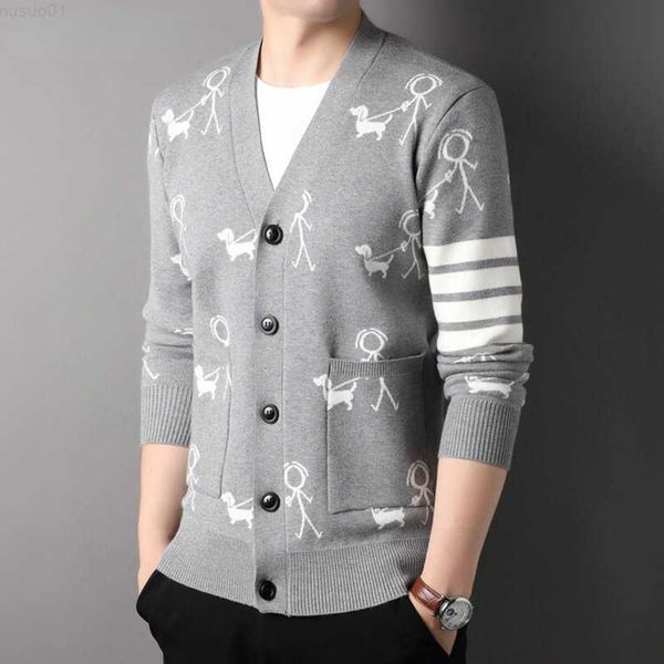 men's sweaters high end sweaters brand designer for men jacquard soft cardigan men's casual classic new weave luxury men's we, White;black
men's sweaters high end sweaters brand designer for men jacquard soft cardigan men's casual classic new weave luxury men's we, White;black