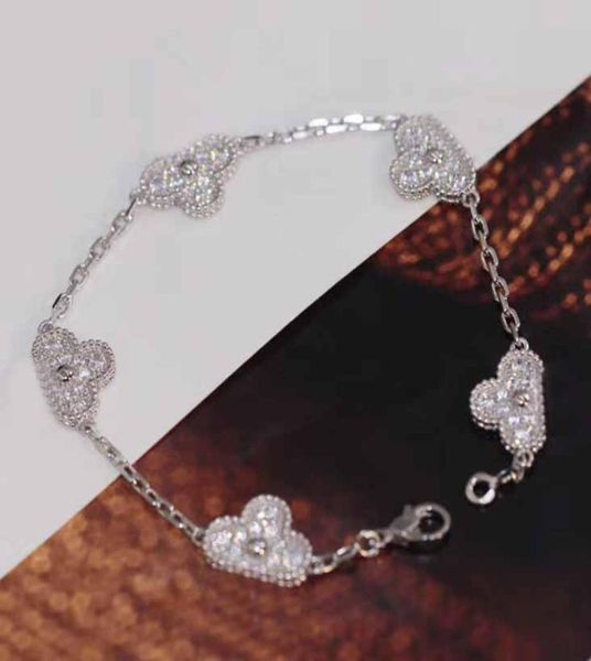 s925 silver five flowers charm bracelet with diamond in platinum color for women wedding jewelry gift ps52791477346, Golden;silver
s925 silver five flowers charm bracelet with diamond in platinum color for women wedding jewelry gift ps52791477346, Golden;silver
