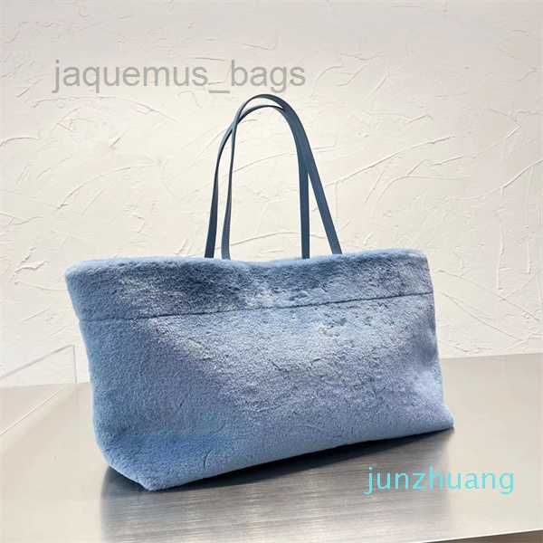 miu bag 2022 winter plush tote bag designer women handbags luxury faux fur shoulder crossbody fashion small shopper purses fashion candy col
miu bag 2022 winter plush tote bag designer women handbags luxury faux fur shoulder crossbody fashion small shopper purses fashion candy col