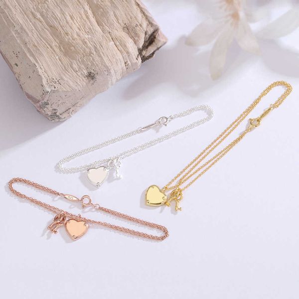 internet celebrity tiffay di bracelet bouayque jewelry valenayne's day gift heart card handicraft with logo, Black
internet celebrity tiffay di bracelet bouayque jewelry valenayne's day gift heart card handicraft with logo, Black
