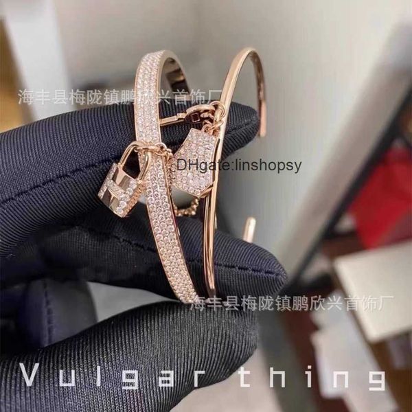 aher mas designer luxury brand enamel bracelet designer bracelet silver h full diamond lock head key hanger two layer v golden pig nose zqeg, Black
aher mas designer luxury brand enamel bracelet designer bracelet silver h full diamond lock head key hanger two layer v golden pig nose zqeg, Black