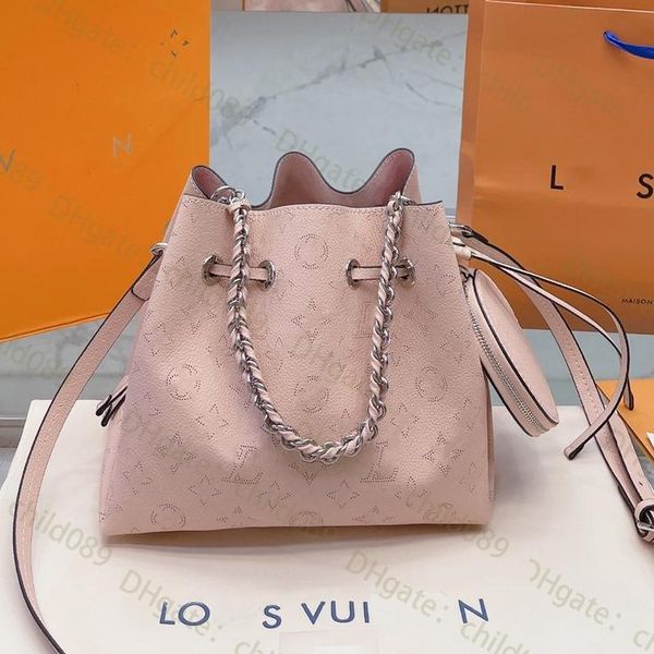 Women Fashion Tote Bag Classic Alphabet Handbags PU Solid Color Shoulder Bag String Bucket Meets Daily Capacity Totes Multi Occasion Use, C1-22*18cm
Women Fashion Tote Bag Classic Alphabet Handbags PU Solid Color Shoulder Bag String Bucket Meets Daily Capacity Totes Multi Occasion Use, C1-22*18cm