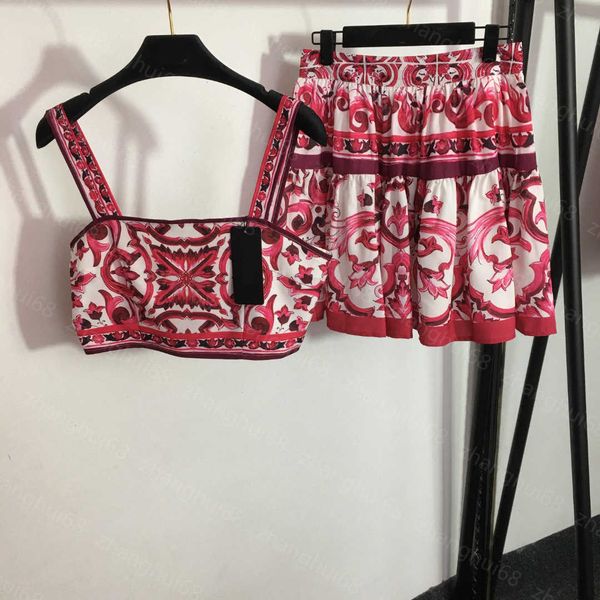 23ss womens designer clothing skirt set vintage print camisole short skirt sets womens clothing, White
23ss womens designer clothing skirt set vintage print camisole short skirt sets womens clothing, White