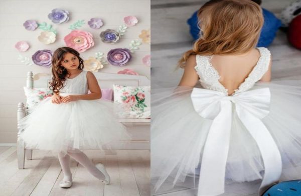 new flower girl dresses first communion girl dress long sleeves girl formal birthday wedding party holiday bridesmaid gown9593754, White;red
new flower girl dresses first communion girl dress long sleeves girl formal birthday wedding party holiday bridesmaid gown9593754, White;red