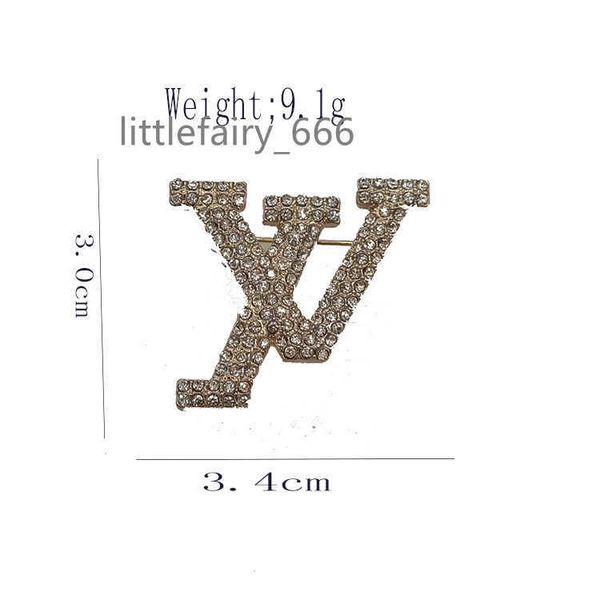 luxury women men designer brand letters brooches 18k gold plated inlay crystal rhinestone jewelry brooch charm pin v-letter marry christmas, Gray
luxury women men designer brand letters brooches 18k gold plated inlay crystal rhinestone jewelry brooch charm pin v-letter marry christmas, Gray