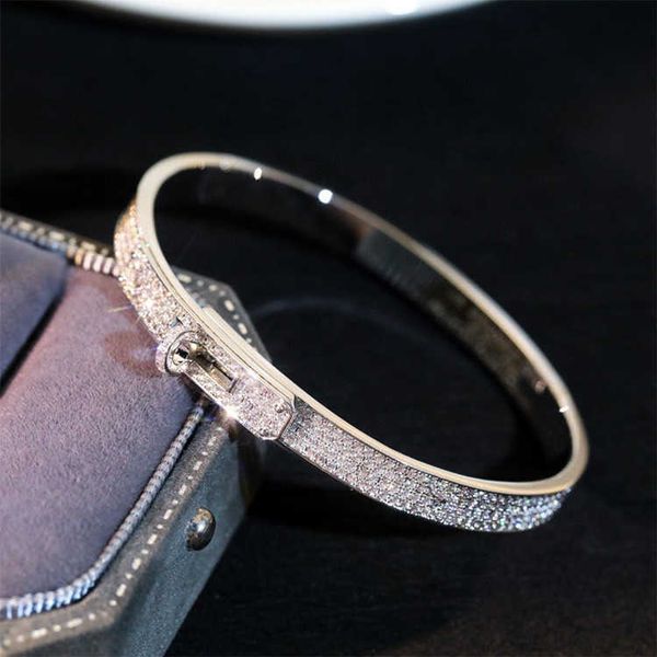 original quality hrems bracelets online shop button bracelet gold plated 18k full sky star pig nose diamond women's fashion light luxur, Black
original quality hrems bracelets online shop button bracelet gold plated 18k full sky star pig nose diamond women's fashion light luxur, Black