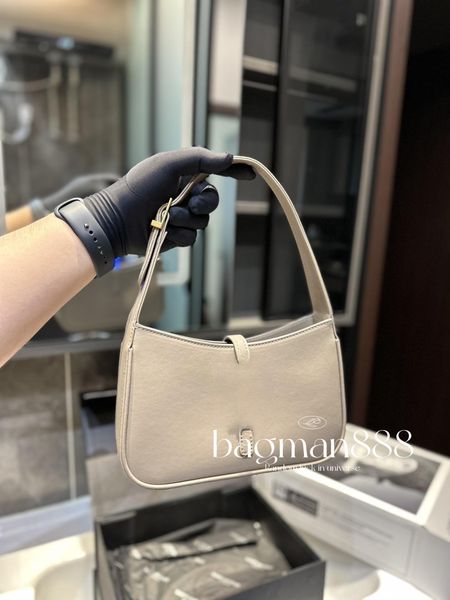 fashion luxury bag designer bag leather le5a7 underarm bag adjustable shoulder strap women crocodile leather sheepskin hobo vagrant bag satc
fashion luxury bag designer bag leather le5a7 underarm bag adjustable shoulder strap women crocodile leather sheepskin hobo vagrant bag satc