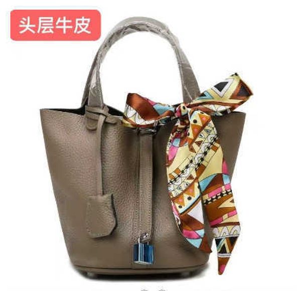 luxury picotin lock bag 2023 new layer cowhide women's vegetable basket handbag high end large capacity bucket fashion simple 22zd
luxury picotin lock bag 2023 new layer cowhide women's vegetable basket handbag high end large capacity bucket fashion simple 22zd