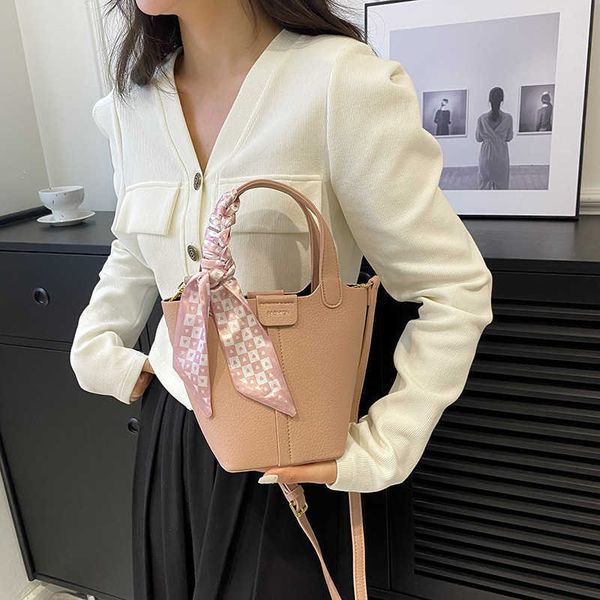 luxury picotin lock bag textured handheld small for women 2023 new fashion solid color shoulder fashionable summer crossbody water bucket 1b
luxury picotin lock bag textured handheld small for women 2023 new fashion solid color shoulder fashionable summer crossbody water bucket 1b