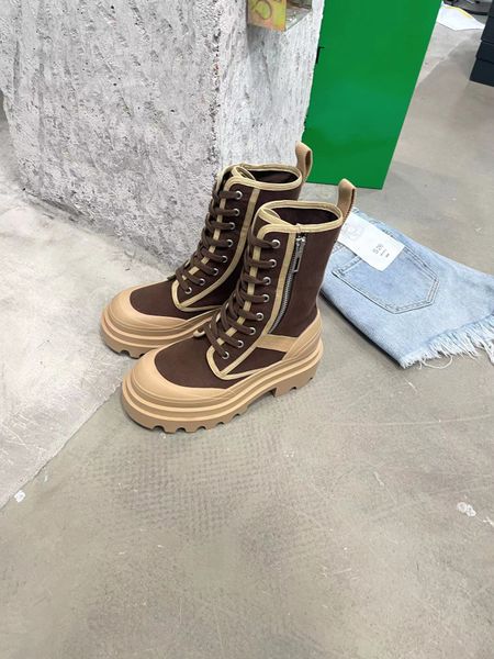 fashion designer style canvas shoes women's high boots lace up lovers versatile casual flat heel training shoes men's casual shoes, Black
fashion designer style canvas shoes women's high boots lace up lovers versatile casual flat heel training shoes men's casual shoes, Black