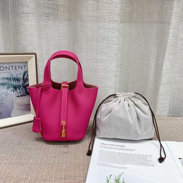luxury picotin lock bag 2023 new h layer cow leather 14cm vegetable basket women's bag mini bucket cute handbag gold buckle qadl
luxury picotin lock bag 2023 new h layer cow leather 14cm vegetable basket women's bag mini bucket cute handbag gold buckle qadl
