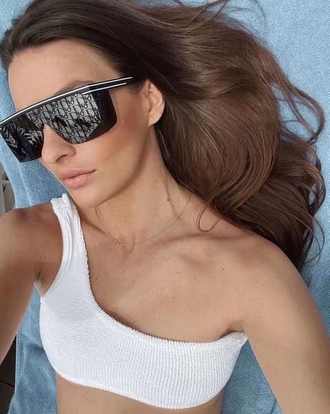 luxury sunglasses men sunglasses sunglasses men designer driving outdoor eyewear for womens model metal frame designer sun glasses with gift, White;black
luxury sunglasses men sunglasses sunglasses men designer driving outdoor eyewear for womens model metal frame designer sun glasses with gift, White;black