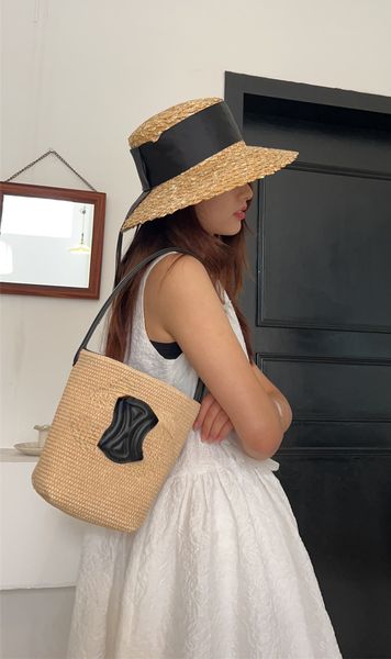 woven bag spring new fashion hand holding bucket bag western style underarm fashionable bags
woven bag spring new fashion hand holding bucket bag western style underarm fashionable bags