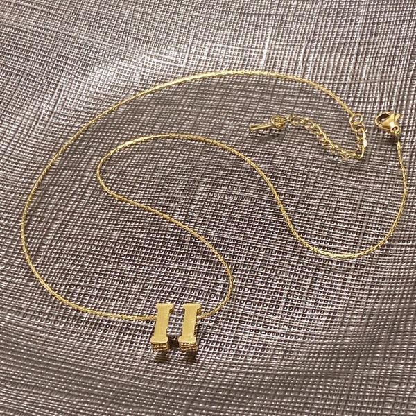 luxury brand necklace pendant designer fashion jewelry letter gilded women's fashion necklace jewelry cfasuge haguyer, Silver
luxury brand necklace pendant designer fashion jewelry letter gilded women's fashion necklace jewelry cfasuge haguyer, Silver