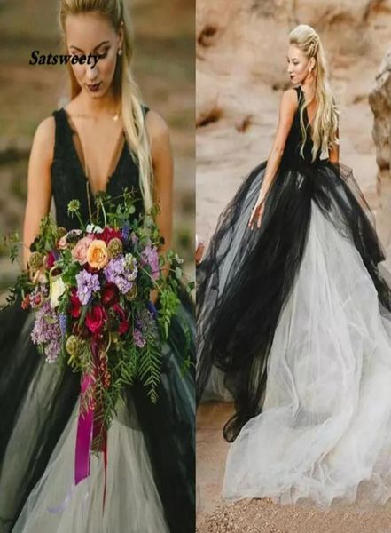 vintage 2021 black and white gothic wedding dresses deep v neck sleeveless lace tulle skirt beach bridal gowns backless3319309
vintage 2021 black and white gothic wedding dresses deep v neck sleeveless lace tulle skirt beach bridal gowns backless3319309