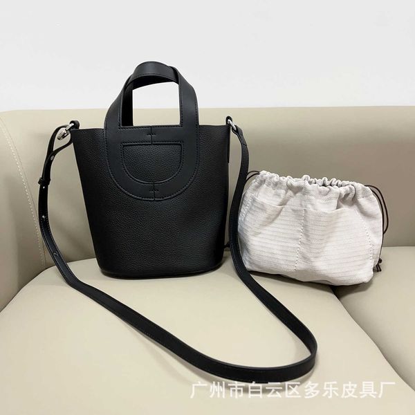 luxury picotin lock bag new 2023 layer togo cowhide pig nose vegetable basket women's genuine leather premium feel handbag crossbody wt
luxury picotin lock bag new 2023 layer togo cowhide pig nose vegetable basket women's genuine leather premium feel handbag crossbody wt