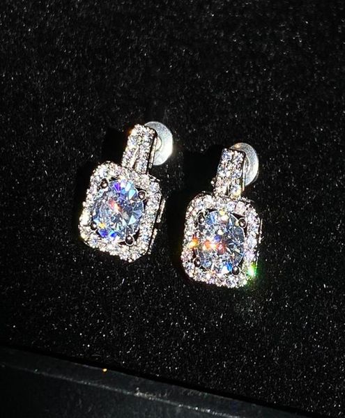 huitan bling bling cz zircon women stud earring delicate shape wedding engagement party bridal earrings jewelry7997203, Golden;silver
huitan bling bling cz zircon women stud earring delicate shape wedding engagement party bridal earrings jewelry7997203, Golden;silver