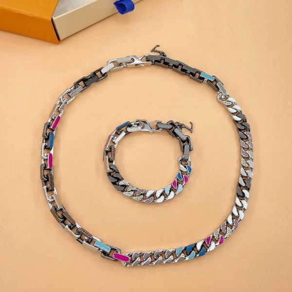 europe america fashion chain necklace bracelet men women gold- and silver-colour metal enamel crystal v letter thick paradise chain jewelry
europe america fashion chain necklace bracelet men women gold- and silver-colour metal enamel crystal v letter thick paradise chain jewelry