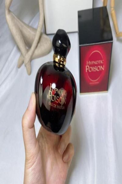 women perfume 100ml female eau de toilette original fragrance france longsting smell body spray98693423500651
women perfume 100ml female eau de toilette original fragrance france longsting smell body spray98693423500651