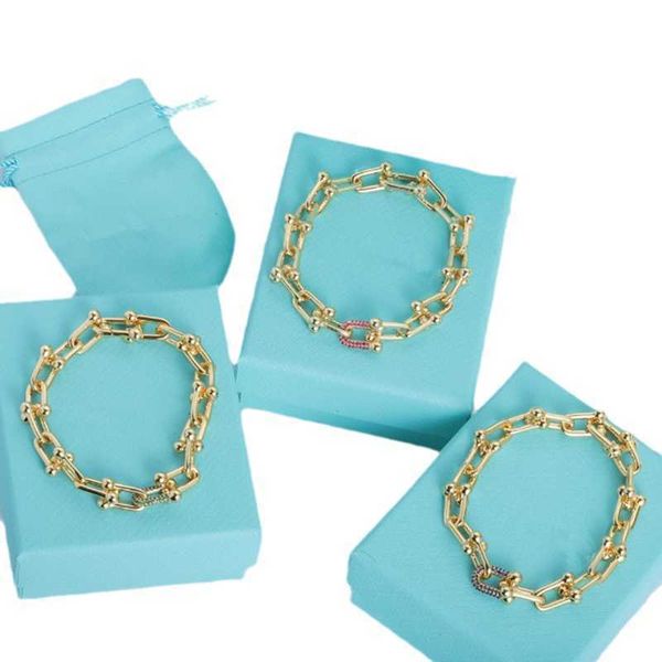 high-quality ayffay brass gilded savi same u-shaped bracelet lock chain metal texture cold wind horseshoe couple with logo, Black
high-quality ayffay brass gilded savi same u-shaped bracelet lock chain metal texture cold wind horseshoe couple with logo, Black