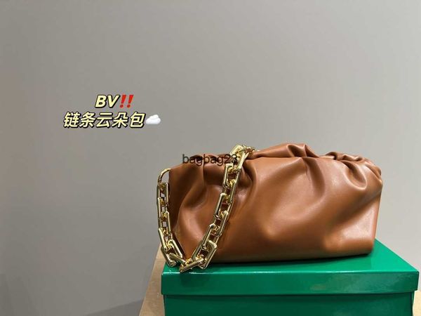 bottegaz bag ladies soft leather bottegaz bags cloud 2023 bag handbags venetas girl pillow designer pouchs handbag thick chain pouch underar
bottegaz bag ladies soft leather bottegaz bags cloud 2023 bag handbags venetas girl pillow designer pouchs handbag thick chain pouch underar