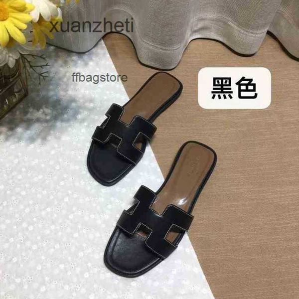 2023 family h oran summer women's sandals slippers shoes designer versatile slipper leather flip flops for tourism wear leisure flat bo
2023 family h oran summer women's sandals slippers shoes designer versatile slipper leather flip flops for tourism wear leisure flat bo