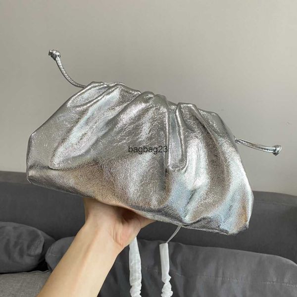 shoulder ladies bag girl designer single bags venetas bottegaz 2023 spring armpit summer cloud pouch hand fashion wrinkle messenger leather
shoulder ladies bag girl designer single bags venetas bottegaz 2023 spring armpit summer cloud pouch hand fashion wrinkle messenger leather