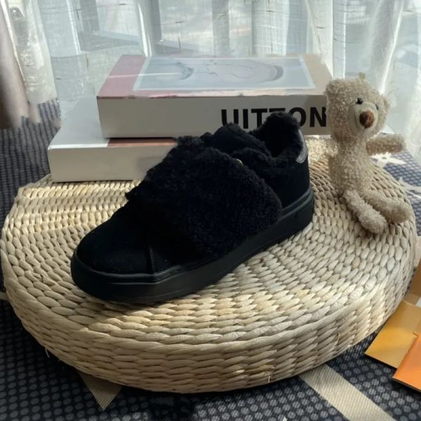 casual shoes designer women furry boots autumn winter slip on knitted socks platform with heels de mujer female botines size 35-41, Black
casual shoes designer women furry boots autumn winter slip on knitted socks platform with heels de mujer female botines size 35-41, Black