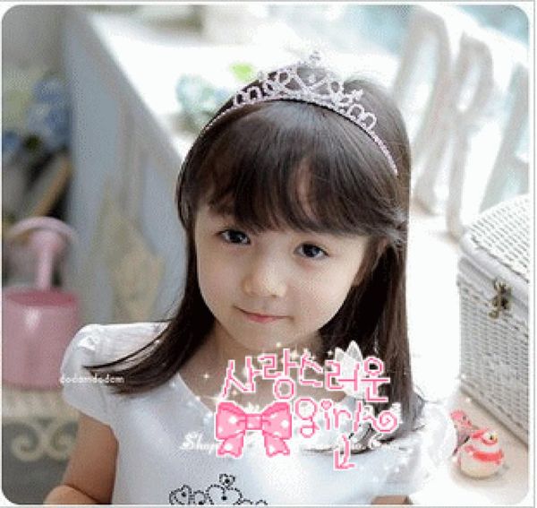 delicate wedding party children flower girl crystal rhinestones crown headband tiara5349387, White;golden
delicate wedding party children flower girl crystal rhinestones crown headband tiara5349387, White;golden