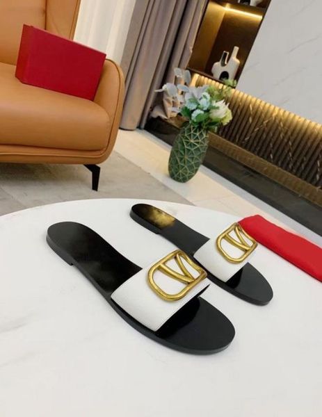 women sandals slippers signature slide grainy cowhide casual sandal summer designer luxury fashion ladies beach flat flip flops with box, Black
women sandals slippers signature slide grainy cowhide casual sandal summer designer luxury fashion ladies beach flat flip flops with box, Black