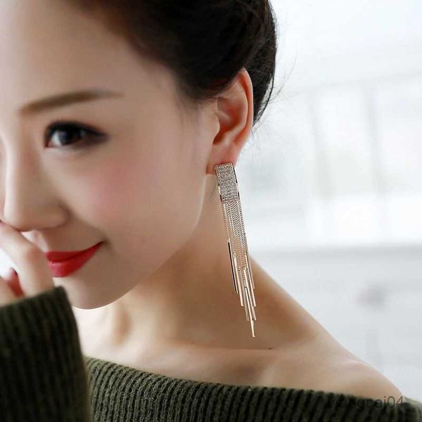 charm new gold color long crystal tassel clip on earrings without for women wedding brinco fashion jewelry gifts r230719, Golden
charm new gold color long crystal tassel clip on earrings without for women wedding brinco fashion jewelry gifts r230719, Golden