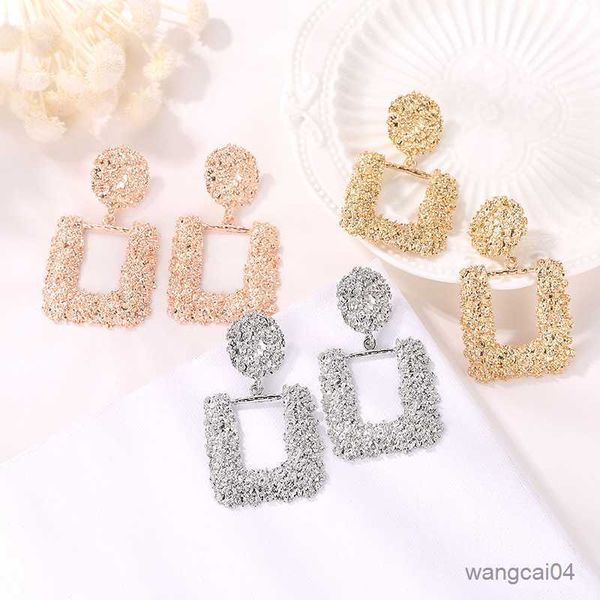 charm big geometric charm vintage clip on earring for women fashion jewelry modern fashion women jewelry r230719, Golden
charm big geometric charm vintage clip on earring for women fashion jewelry modern fashion women jewelry r230719, Golden