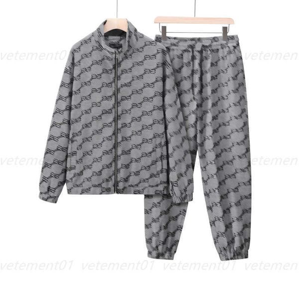 mens tracksuit zip up jacket coat sweatpants two piece set logo patchwork fashion cardigan jackets coat casual sweat pants designer suits fo, Gray
mens tracksuit zip up jacket coat sweatpants two piece set logo patchwork fashion cardigan jackets coat casual sweat pants designer suits fo, Gray