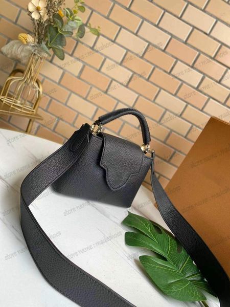 speedy 20 pillow bag summer stardust 2022ss designer luxury shoulder bag 20cm cross body with lock chain-and-leather strap key bell
speedy 20 pillow bag summer stardust 2022ss designer luxury shoulder bag 20cm cross body with lock chain-and-leather strap key bell