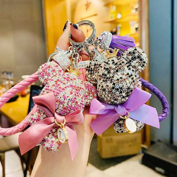 key rings bomgom crystal gloomy bear rhinestone keychain car holder bag charm women jewelry fur pom luxury key chain key ring pendant l23072, Slivery;golden
key rings bomgom crystal gloomy bear rhinestone keychain car holder bag charm women jewelry fur pom luxury key chain key ring pendant l23072, Slivery;golden