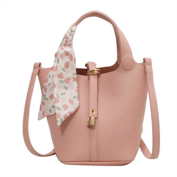 luxury picotin lock bag vegetable korean basket women's 2023 new versatile handbag fashion handheld mother and child litchi pattern buc
luxury picotin lock bag vegetable korean basket women's 2023 new versatile handbag fashion handheld mother and child litchi pattern buc
