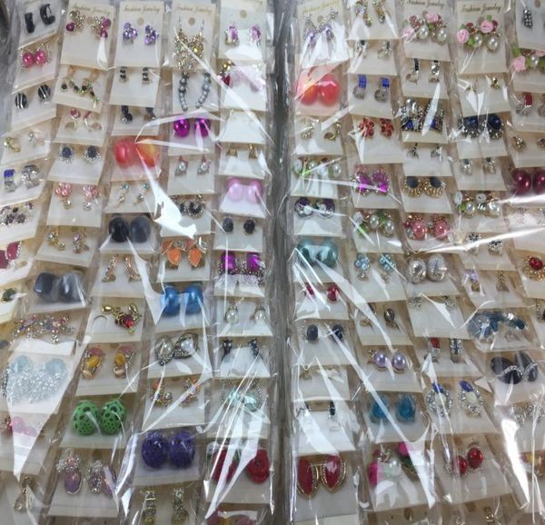 whole lots women lady earring elegant crystal rhinestone ear stud earrings random mixed fashion pairs3654318, Golden
whole lots women lady earring elegant crystal rhinestone ear stud earrings random mixed fashion pairs3654318, Golden