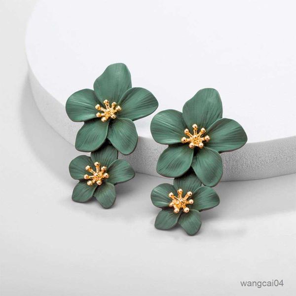 charm flower pendant earrings for women light luxury simple ladies wedding tassel earrings jewelry gifts direct wholesale r230719, Golden
charm flower pendant earrings for women light luxury simple ladies wedding tassel earrings jewelry gifts direct wholesale r230719, Golden