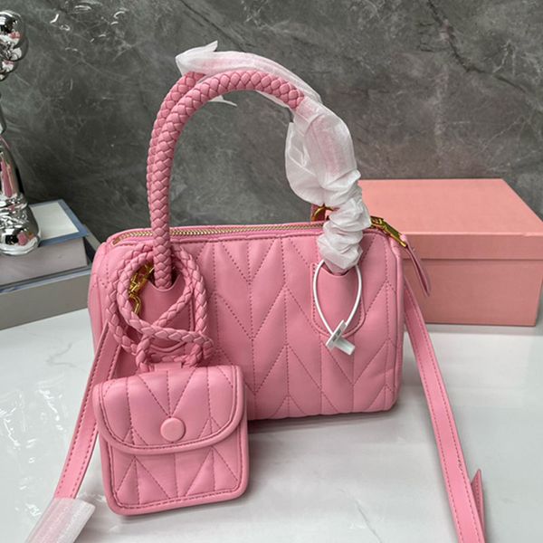 new pleated pillow bags women two-in-one totes bag woven handle handbags lady lambskin shoulder crossbody bags detachable shoulder strap zip
new pleated pillow bags women two-in-one totes bag woven handle handbags lady lambskin shoulder crossbody bags detachable shoulder strap zip