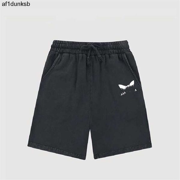 fashion men's shorts luxury designer men's summer beach pants printed alphabet casual decorative jeans 02-06 balencaigaly balencig, White;black 
fashion men's shorts luxury designer men's summer beach pants printed alphabet casual decorative jeans 02-06 balencaigaly balencig, White;black