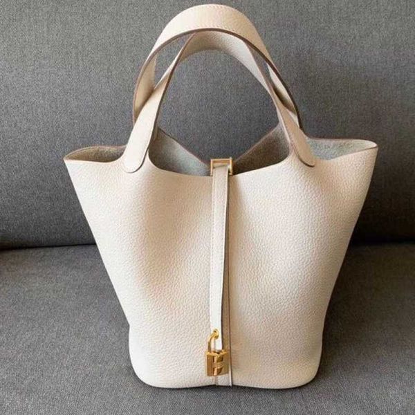 luxury picotin lock bag basket vegetable vegetable bag women's bucket portable 2023 fashionable versatile large-capacity single-shoulde
luxury picotin lock bag basket vegetable vegetable bag women's bucket portable 2023 fashionable versatile large-capacity single-shoulde