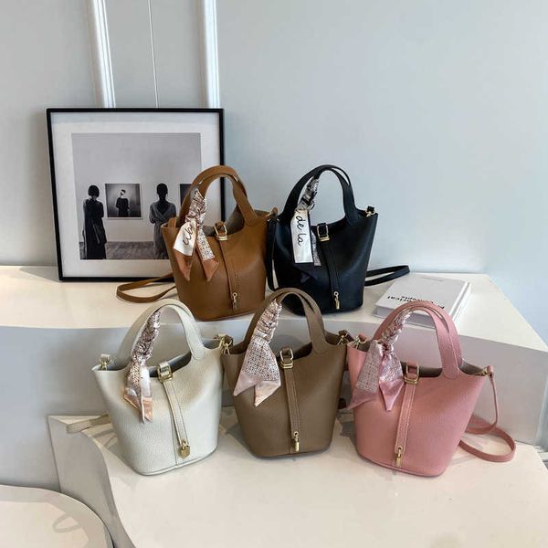 luxury picotin lock bag capacity large bucket bag for women's 2023 new trendy and versatile shoulder stylish minimalist crossbody 1 lxa
luxury picotin lock bag capacity large bucket bag for women's 2023 new trendy and versatile shoulder stylish minimalist crossbody 1 lxa