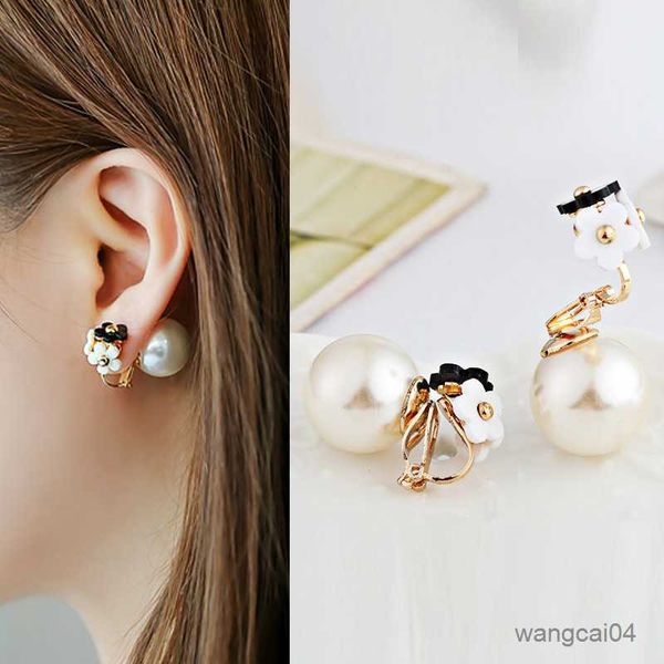 charm big simulated pearl flower shape clip on earrings without for women party luxury jewelry ear clip r230719, Golden
charm big simulated pearl flower shape clip on earrings without for women party luxury jewelry ear clip r230719, Golden