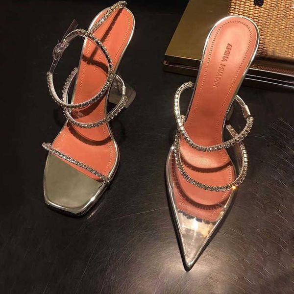 amina muaddi gilda crystals-embellished clear pvc mules slippers summer slip on pointed toe high-heeled silver leather sandals luxury design, Black
amina muaddi gilda crystals-embellished clear pvc mules slippers summer slip on pointed toe high-heeled silver leather sandals luxury design, Black