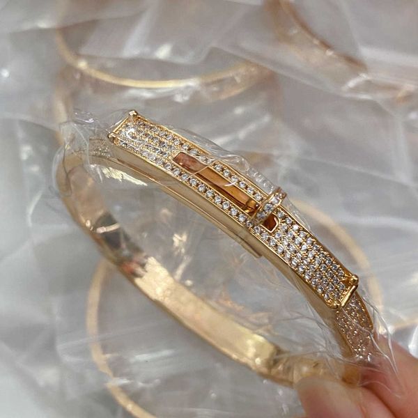 original quality hrems bracelets online shop gold plated button full diamond bracelet k rotating 18k rose inlaid opening with gift box, Black
original quality hrems bracelets online shop gold plated button full diamond bracelet k rotating 18k rose inlaid opening with gift box, Black