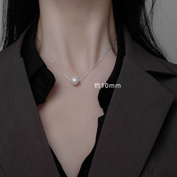 pearl necklace for women's niche design with a sense of luxury and coldness. neckchain accessories with high-end collarbone chain sterl, Silver
pearl necklace for women's niche design with a sense of luxury and coldness. neckchain accessories with high-end collarbone chain sterl, Silver